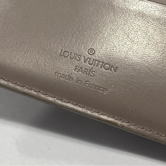 LOUIS Vuitton Elastic Epi Wallet - Picture 10 of 16